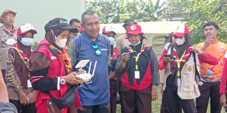 Belajar Menerbangkan Drone di Jamnas XI