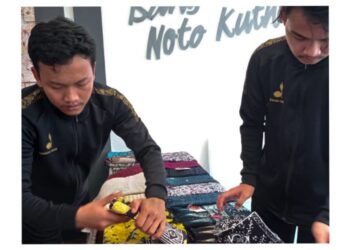 Duta Pariwisata Tuban Jaga Pameran di Jamnas XI 2022