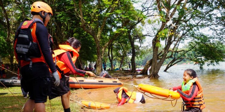 Foto – Keseruan Kegiatan Petualangan Air di Jamnas XI 2022